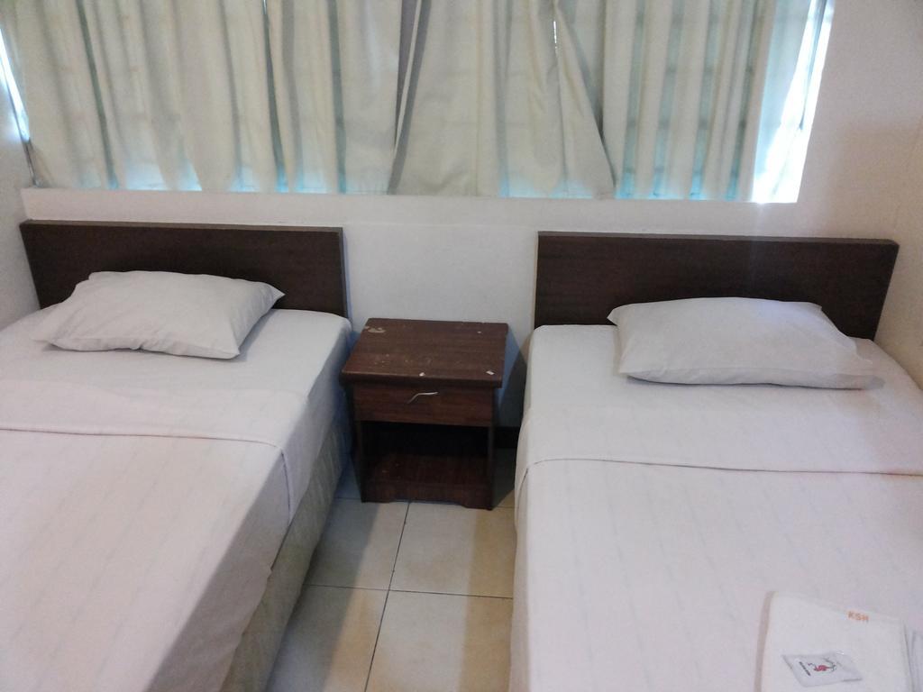 King Star Hotel Kota Kinabalu Room photo